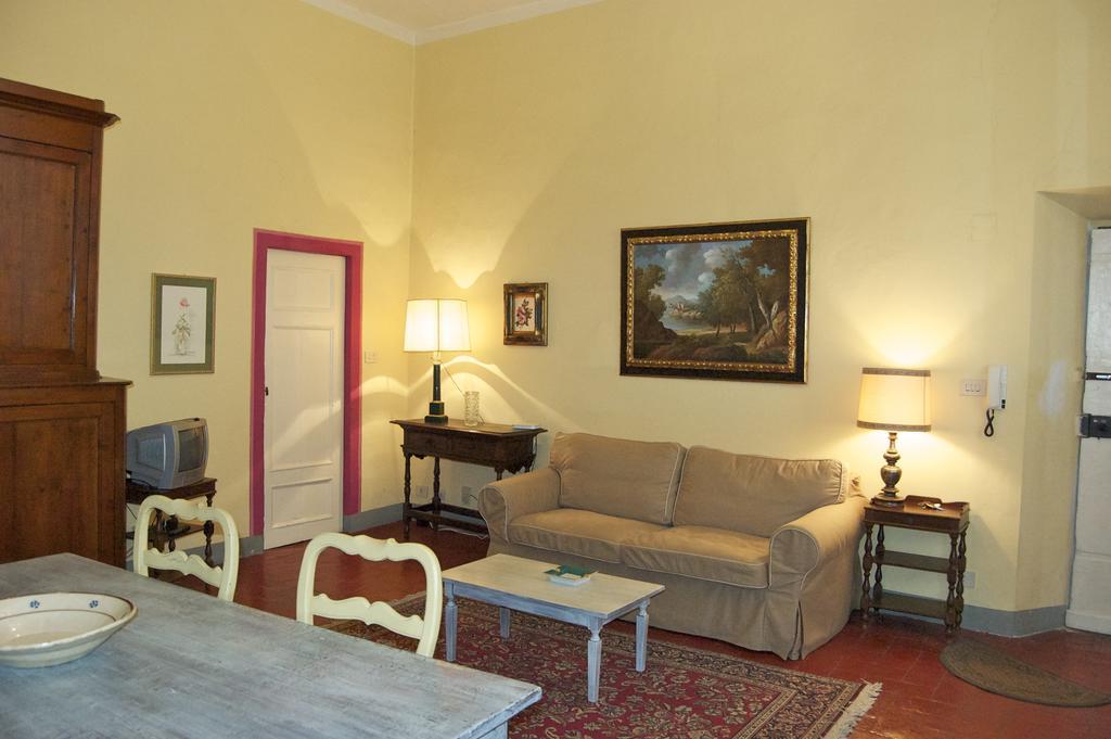 Palazzo Tucci Apartments Lucca Rum bild